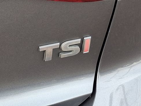 Used 2016 Volkswagen Jetta Sport image 30