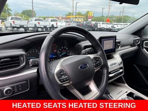 Used 2022 Ford Explorer XLT w/ Equipment Group 202A AWD/4WD image 3