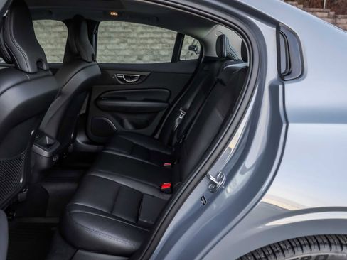 Used 2023 Volvo S60 B5 Plus w/ Climate Package image 21