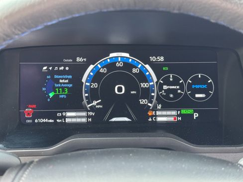 Used 2024 Toyota Sequoia Platinum AWD/4WD image 21