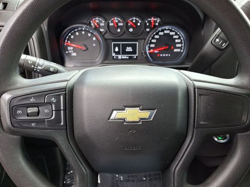 Used 2023 Chevrolet Silverado 1500 Custom image 18
