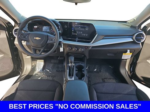 New 2026 Chevrolet Trax LS w/ LS Convenience Package FWD image 9