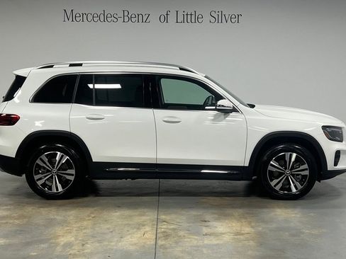 Used 2025 Mercedes-Benz GLB 250 4MATIC image 7