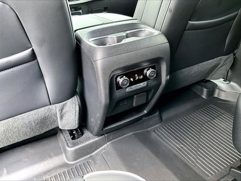 Certified 2025 Buick Enclave Sport Touring w/ Super Cruise Package image 25