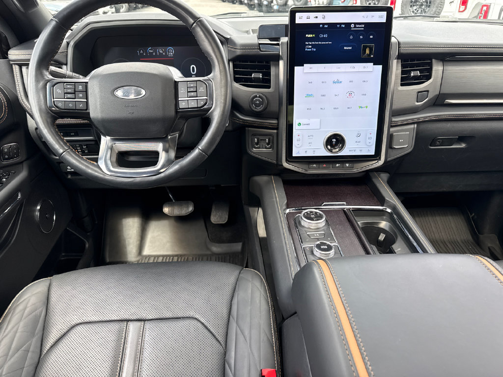 Used 2023 Ford Expedition Platinum AWD/4WD image 23
