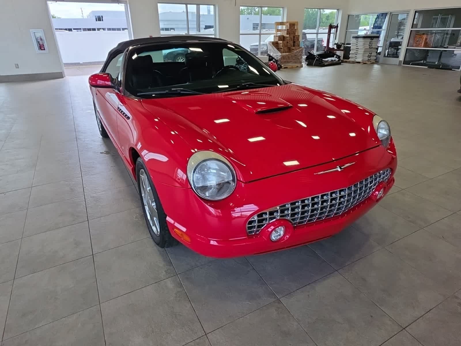 Used 2003 Ford Thunderbird RWD image 3