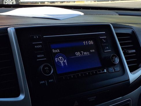 Used 2019 Honda Pilot LX image 7