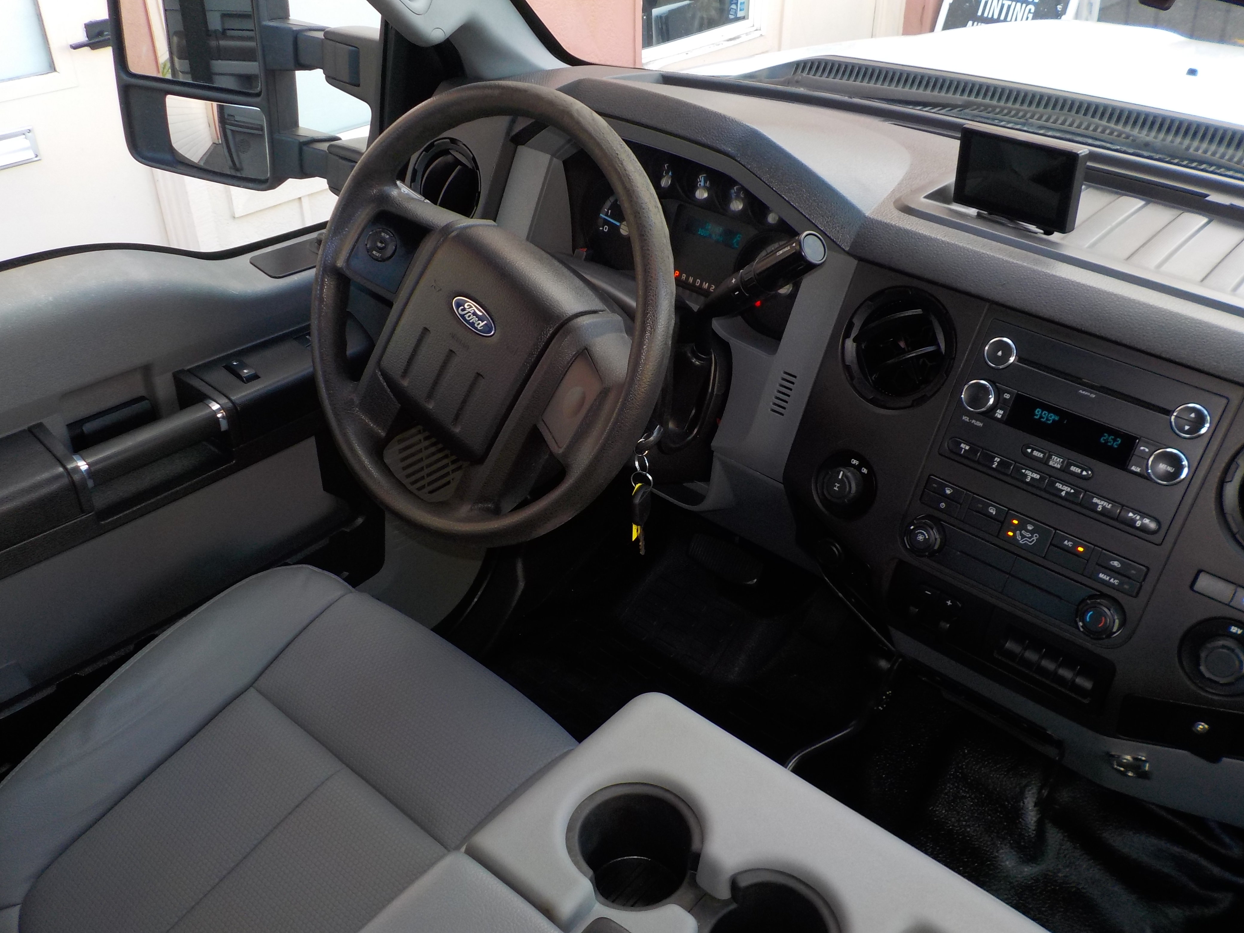 Used 2015 Ford F250 XL w/ Power Equipment Group AWD/4WD image 22