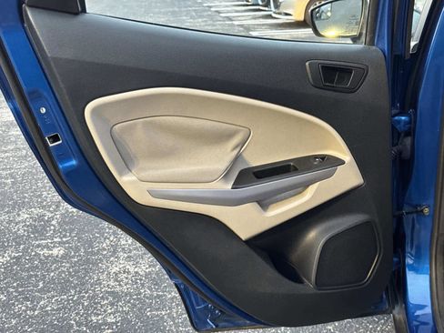 Used 2021 Ford EcoSport S image 11