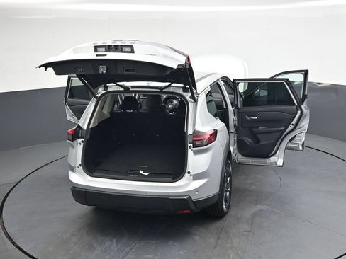 Used 2024 Nissan Rogue SV AWD/4WD image 54