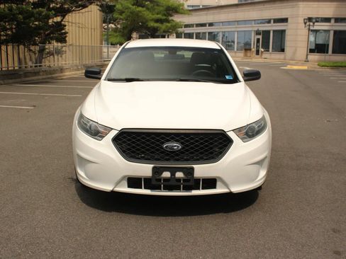 Used 2019 Ford Taurus Police Interceptor AWD image 3