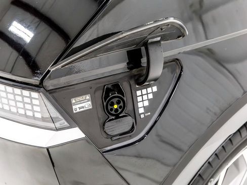 Used 2023 Hyundai Ioniq 5 SEL RWD image 26