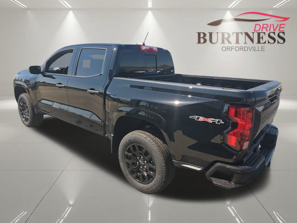 Certified 2026 Chevrolet Colorado W/T w/ WT Custom Package AWD/4WD image 5