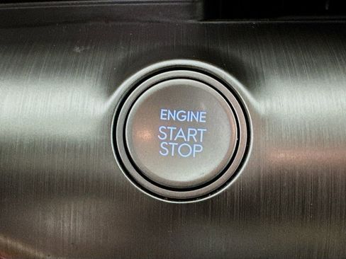 Certified 2025 Hyundai Kona SEL image 34