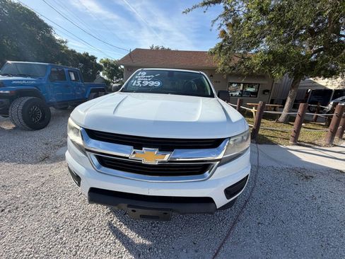 Used 2019 Chevrolet Colorado W/T w/ WT Convenience Package RWD image 8