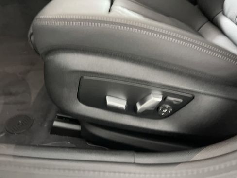 Certified 2023 BMW 530i xDrive w/ Convenience Package image 10