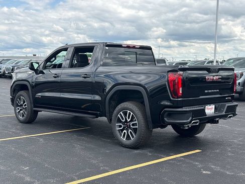 New 2026 GMC Sierra 1500 AT4 w/ AT4 Premium Package AWD/4WD image 8