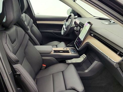 Used 2025 Volvo EX90 Ultra image 27