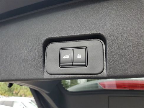 New 2026 Nissan Rogue SV image 28