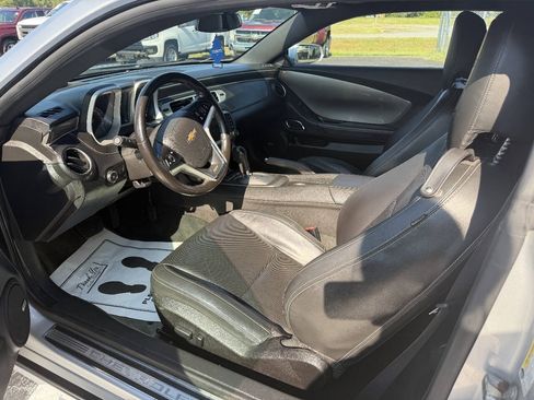Used 2015 Chevrolet Camaro SS w/ RS Package RWD image 9