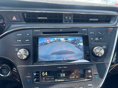 Used 2015 Toyota Avalon Limited FWD image 20
