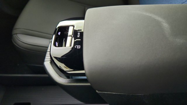 New 2026 Volvo EX30 Ultra w/ Protection Package Premier AWD/4WD image 15