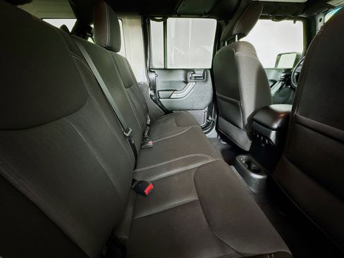 Used 2017 Jeep Wrangler Unlimited Sahara w/ Dual Top Group image 24