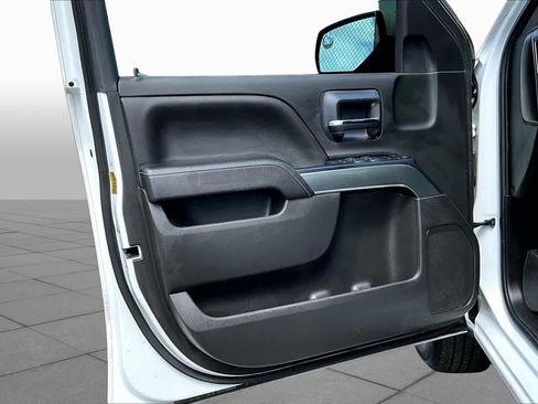Used 2018 Chevrolet Silverado 1500 LT w/ Texas Edition RWD image 25