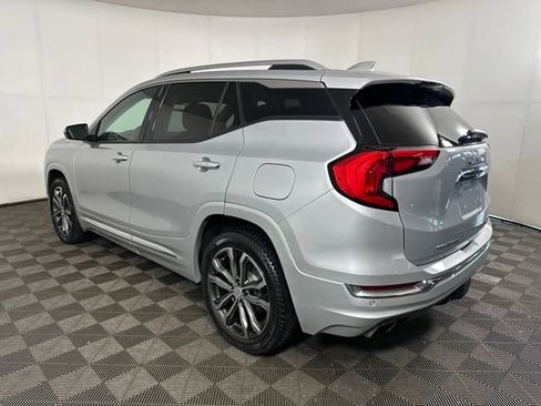 Used 2018 GMC Terrain Denali w/ Comfort Package image 5