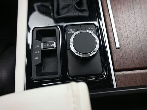 Used 2023 Toyota Tundra Capstone image 4