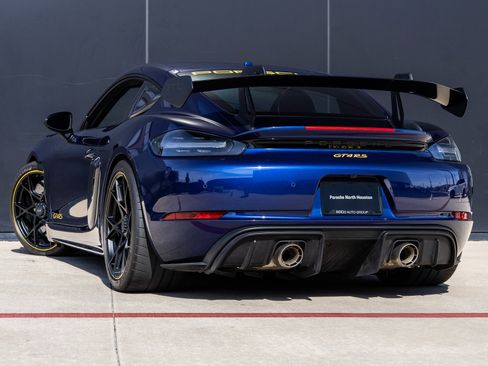 Certified 2025 Porsche 718 Cayman GT4 RS image 3