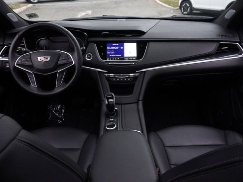 Used 2024 Cadillac XT5 Premium Luxury image 44