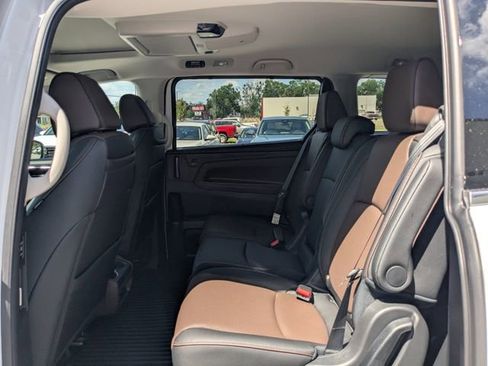 New 2026 Honda Odyssey Elite image 14