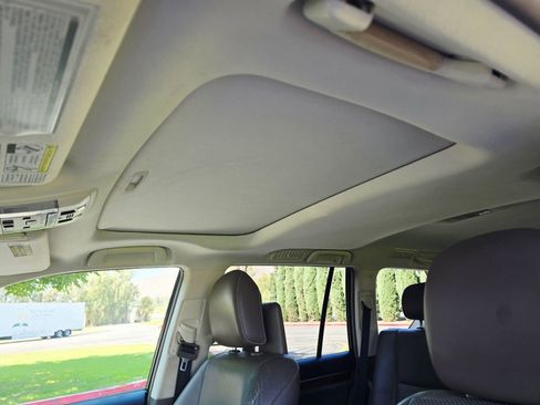 Used 2011 Lexus GX 460 Premium image 14