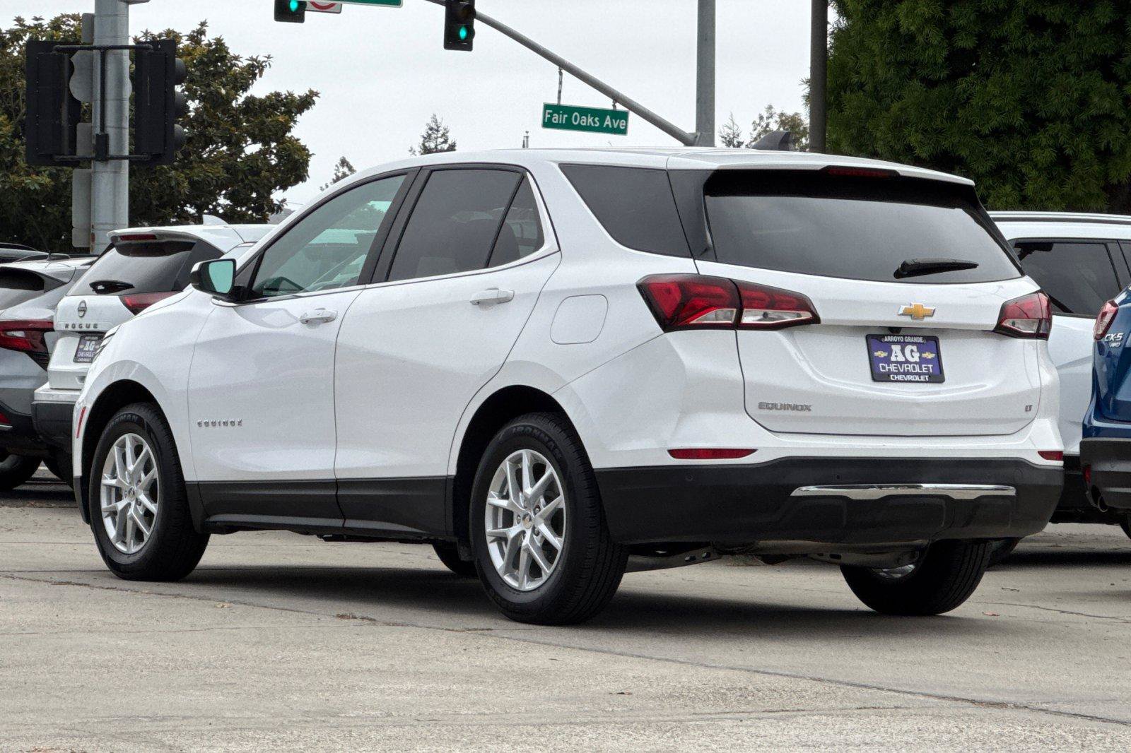 Used 2024 Chevrolet Equinox LT FWD image 8