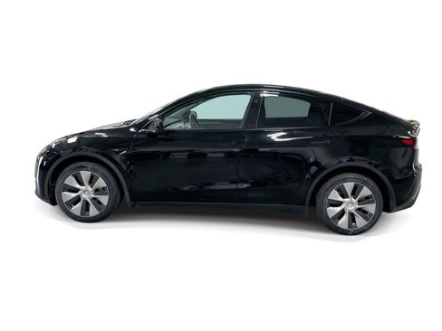 Certified 2023 Tesla Model Y Long Range AWD/4WD image 3