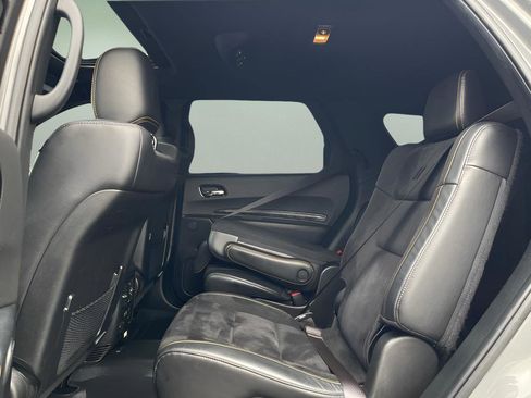 Used 2022 Dodge Durango R/T w/ Blacktop Package image 33