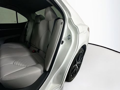 Used 2024 Toyota Camry SE w/ Cold Weather Package FWD image 26