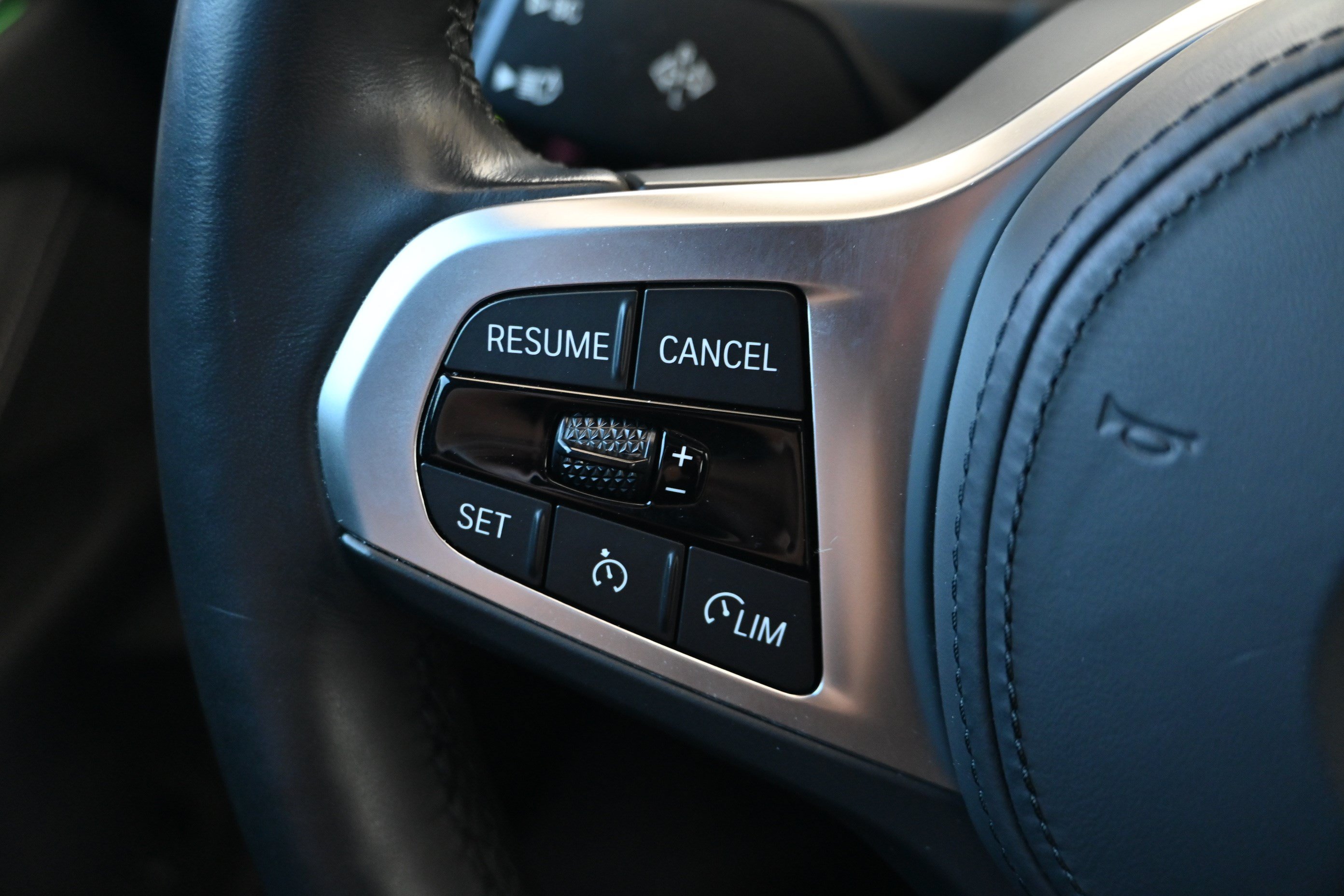 Certified 2024 BMW i4 eDrive40 w/ M Sport Package RWD image 34