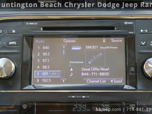 Used 2016 Toyota Avalon XLE Premium image 13