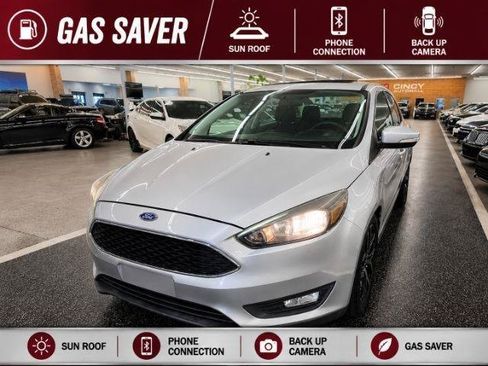 Used 2017 Ford Focus SEL FWD image 1