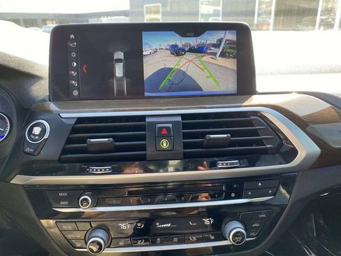 Used 2018 BMW X3 xDrive30i w/ Driving Assistance Package AWD/4WD image 19