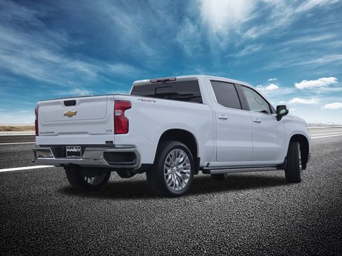 Used 2024 Chevrolet Silverado 1500 LTZ w/ Technology Package image 24