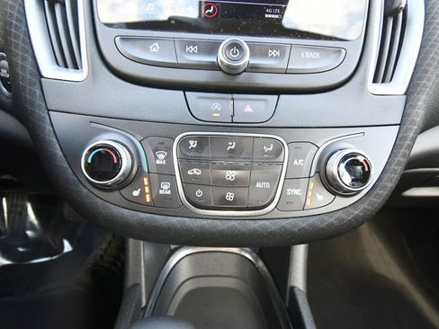 Used 2025 Chevrolet Malibu LT FWD image 27