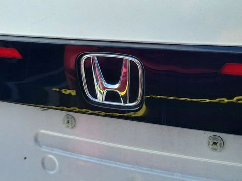 Used 2023 Honda Accord EX image 9