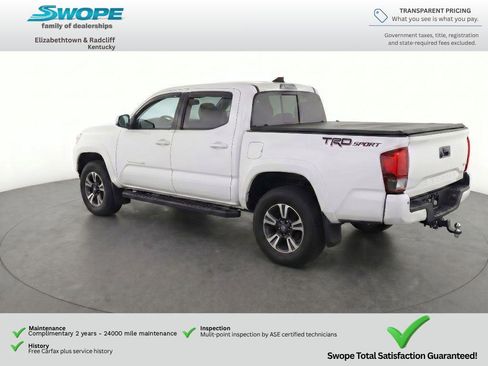 Used 2017 Toyota Tacoma TRD Sport w/ Tow Package RWD image 4