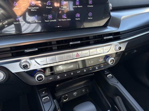 New 2025 Kia Telluride S image 29