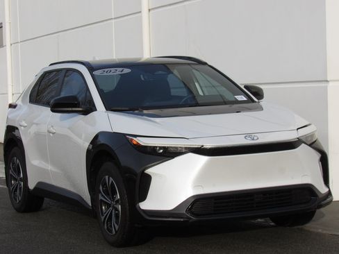 Certified 2024 Toyota bZ4X XLE w/ Weather Package image 2