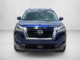 Used 2022 Nissan Pathfinder SV FWD video 3