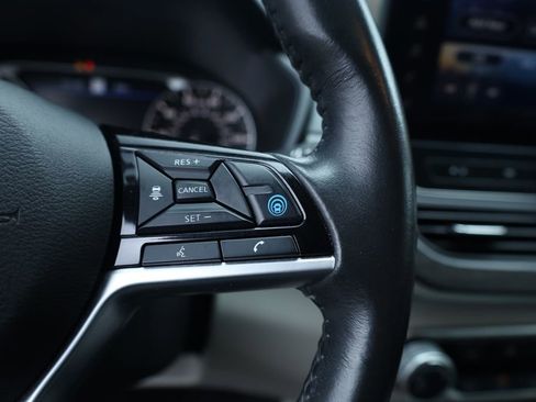 Used 2024 Nissan Altima 2.5 SV w/ SV Premium Package image 26